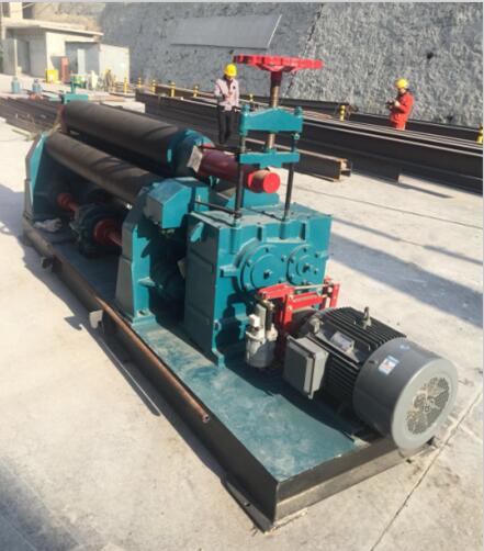 三(san)輥卷闆機 三輥卷闆機