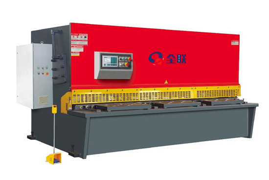 液(ye)壓擺式數控(kòng)剪闆機 液壓擺式數(shù)控剪闆機