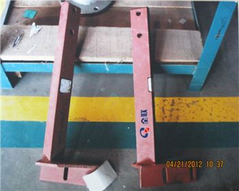 混合機拌(bàn)臂