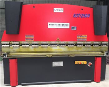 新疆液壓數(shù)顯折彎機