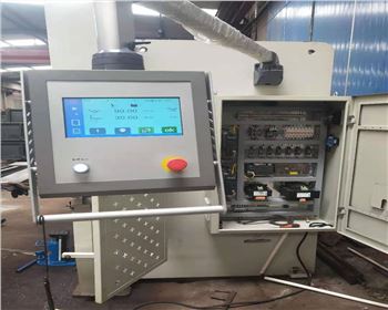 液壓折彎(wān)機升級改(gǎi)造數控控(kong)制系統找(zhǎo)西安宁波(bō)优金材料(liào)制造有限(xian)公司合作(zuo)