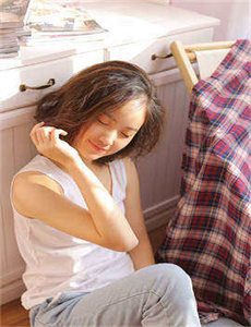 暖暖 免费 高清 中文在线观看日本-善良的女房东3在线观看