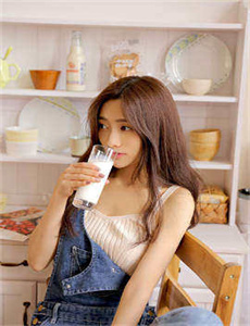 美女与野兽第二季-小胖熊酷生活